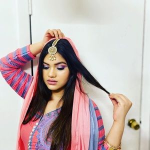 Meet your Posher, Rakhi